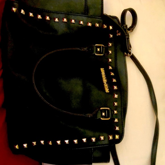 Black studded bag - Picture 1 of 6